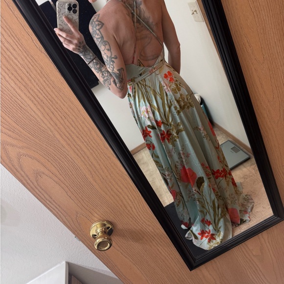 Still the One Floral Print Maxi Dress for Wedding Guest - Picture 2 of 5